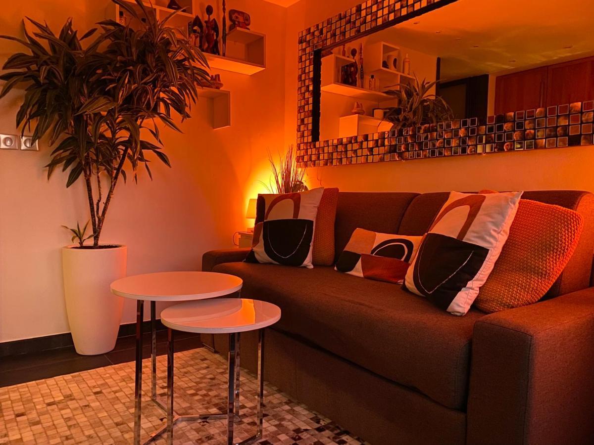 Un Nid A Saint Tropez Apartment Exterior foto