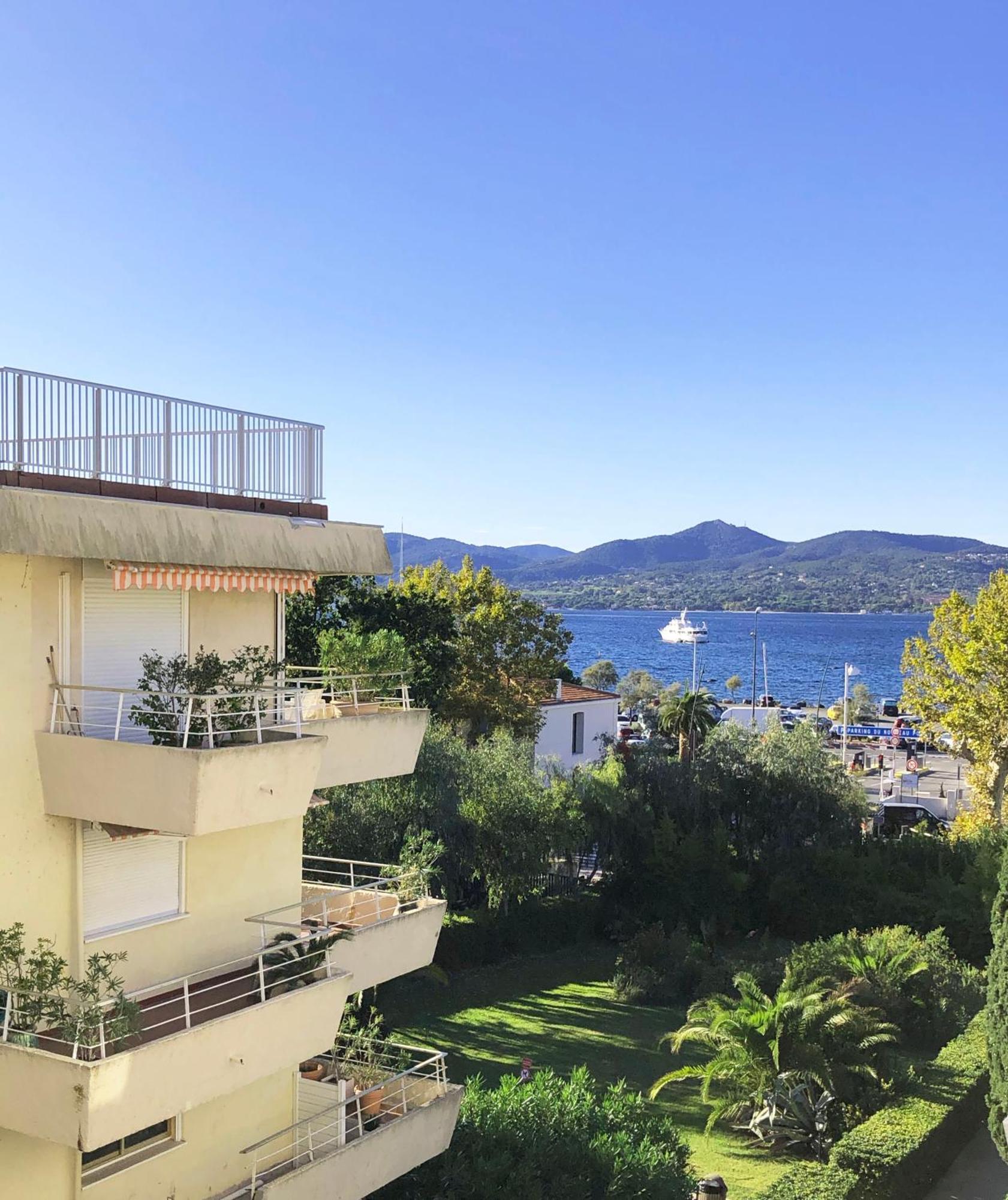 Un Nid A Saint Tropez Apartment Exterior foto
